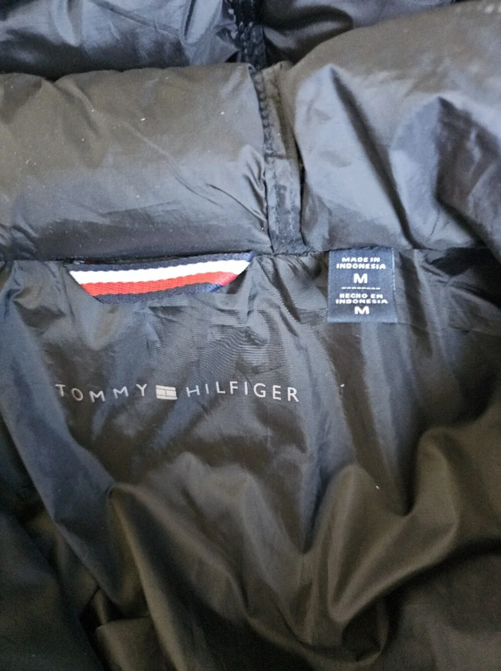 Tommy Hilfiger Men's Hooded Puffer Jacket Shiny Black Size M NWOT